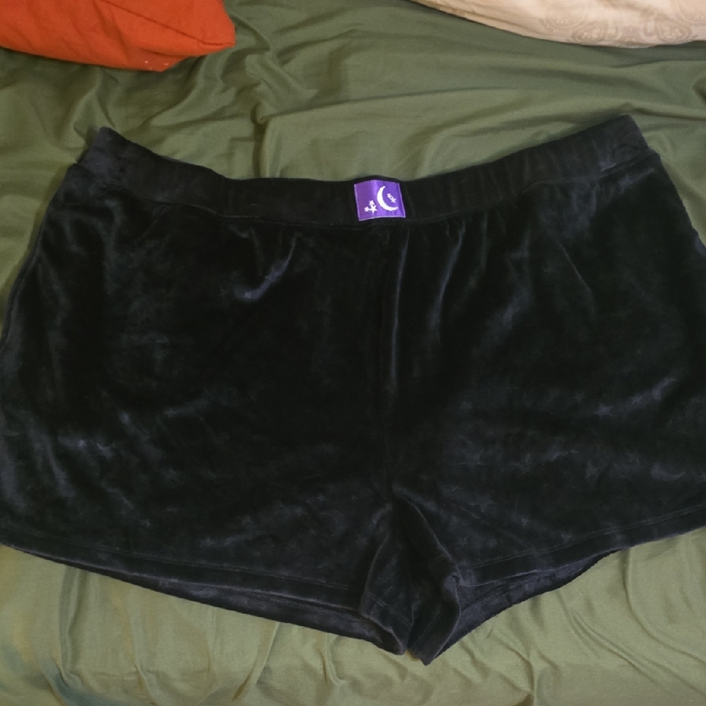 Elegant Black Velvet Lounge Shorts